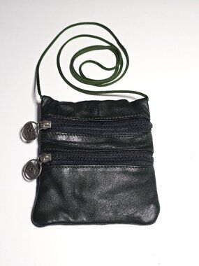 Toni Fighter green leather pouch purse